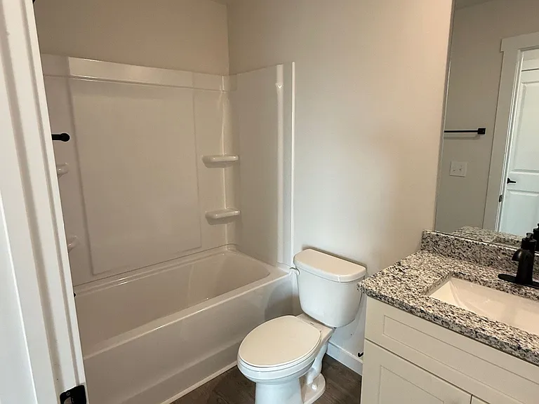415 F Ave SE — Photo 13