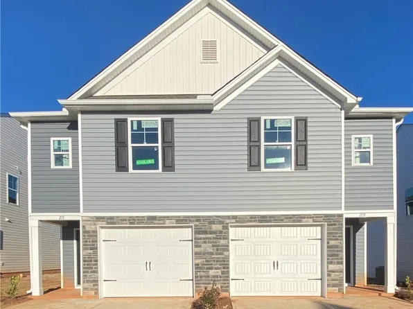 217 Samuel St, Pendleton, SC 29670