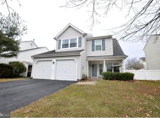 52 Ridgewood Way, Burlington, NJ 08016