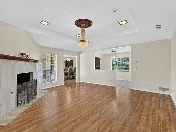 4th image of 3100 Treehouse Ln