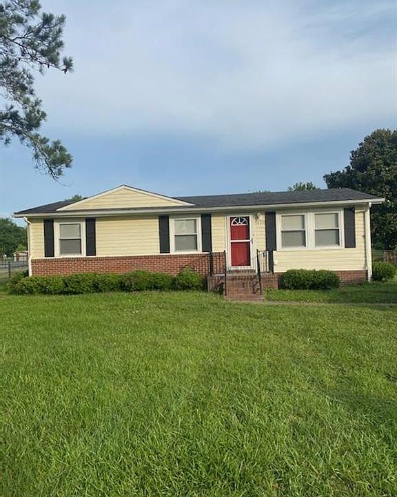 1st image of 1400 Blythewood Ln