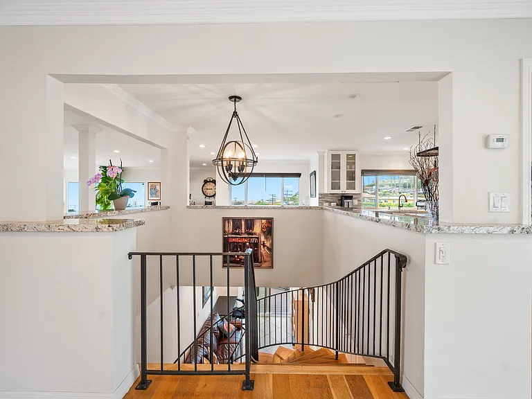 5662 Ladybird Ln — Photo 20
