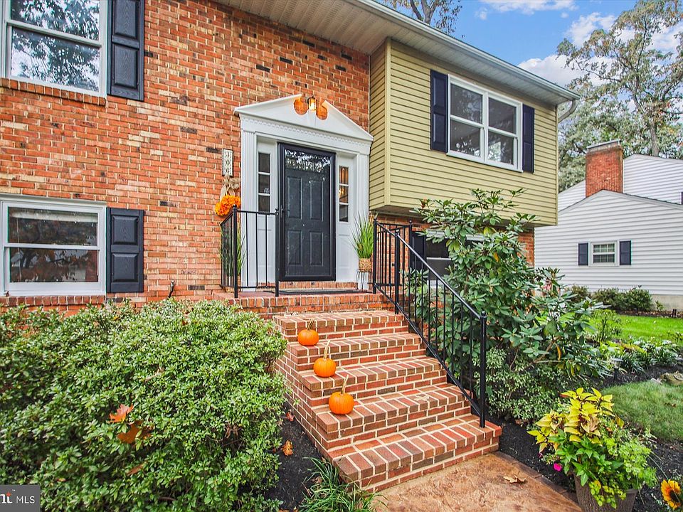 1st image of 306 Galena Ct