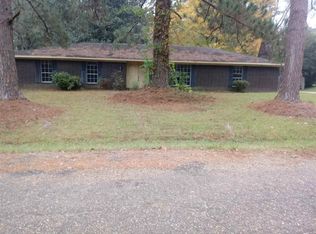 132 Marshall Dr, Jackson, MS 39212