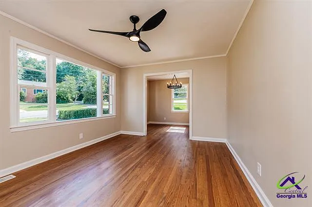 3063 Somerset Dr — Photo 2