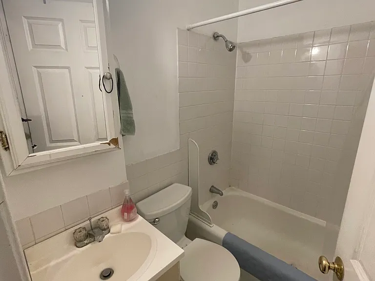 822 Huntington Ave #1 — Photo 6