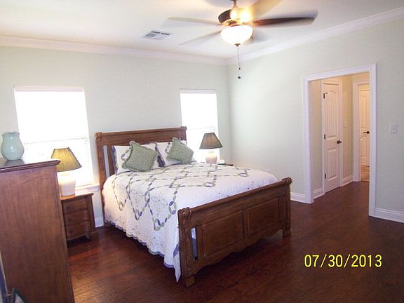 5th image of 156 Union Dr