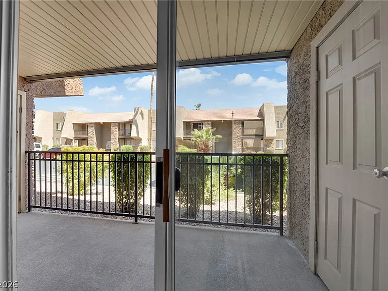 5295 Indian River Dr #301 — Photo 18