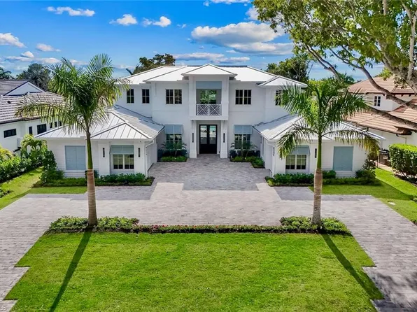 788 Riviera DR, NAPLES, FL 34103