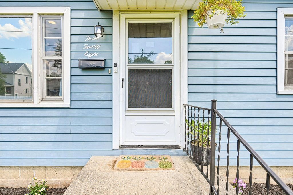 328 Eddy St, Newark, OH - View 6