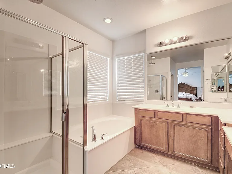 1120 N Crosscreek Dr — Photo 23