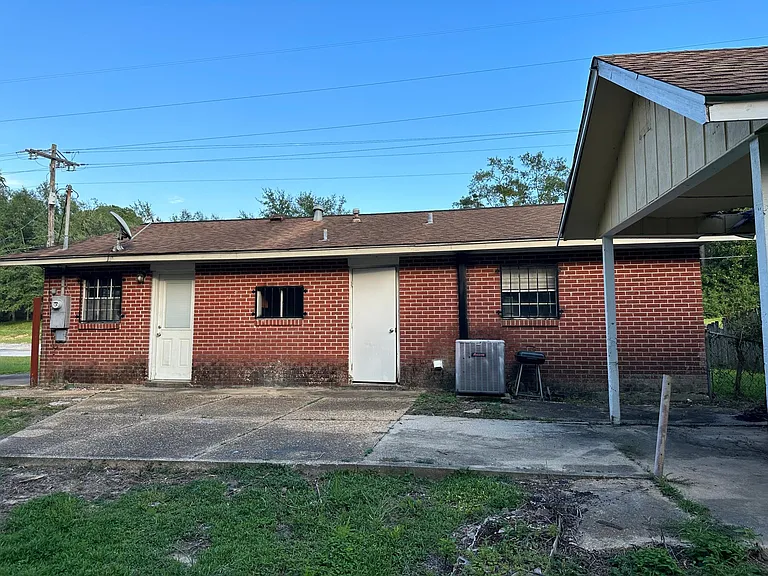431 N Wilson Blvd — Photo 3