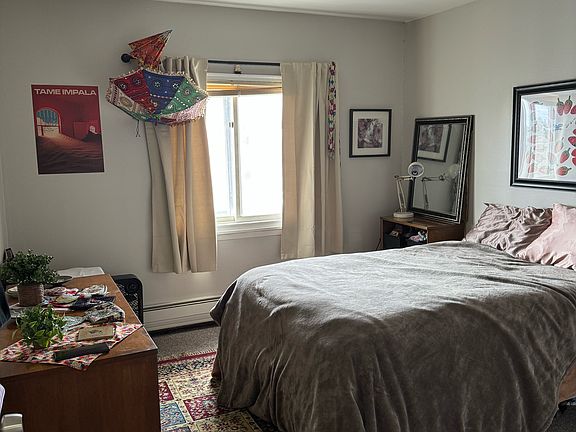 4th image of 1651 N Farwell Ave #0