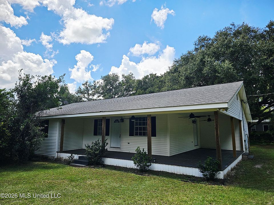 1st image of 23415 Indian Ridge Rd
