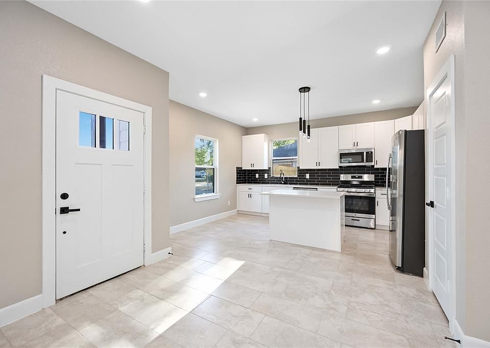 5854 Southville St Houston, TX Zillow Apartments for Rent in Houston