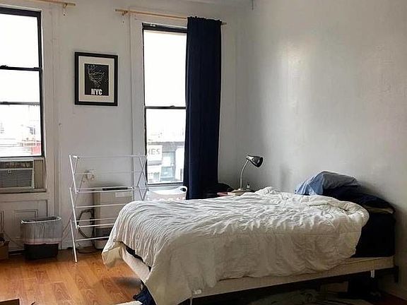 5th image of 113 Graham Ave #3A