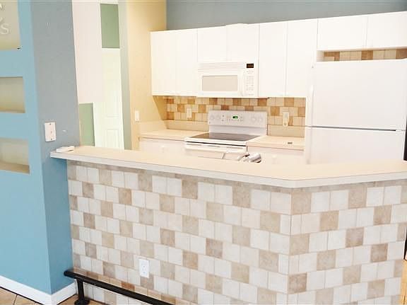 3rd image of 20751 Tisbury Ln