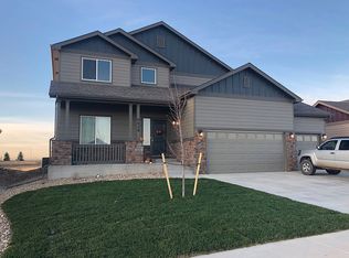 6030 Carmon Dr, Windsor, CO 80550