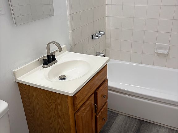5th image of 14017 Dicky St APT F