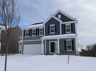 460 Crossing Ln, Miamisburg, OH 45342