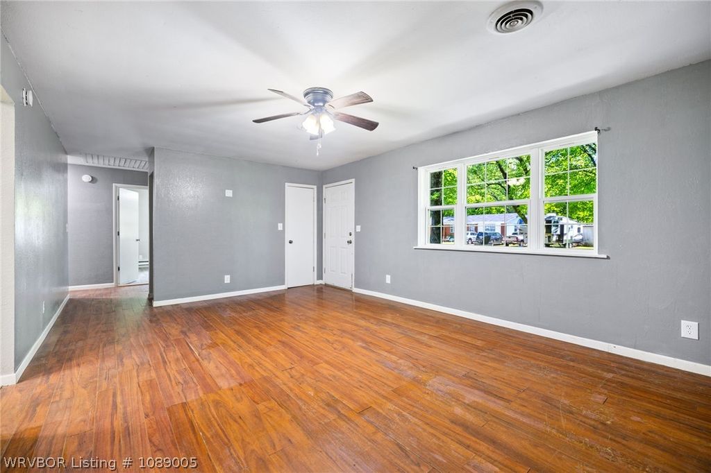 625 Graham St, Mountainburg, AR - View 6