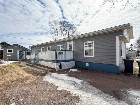 27 Linkletter Est, Summerside, PE C1N 4B2