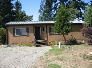 1121 E Trails End Dr, Belfair, WA 98528