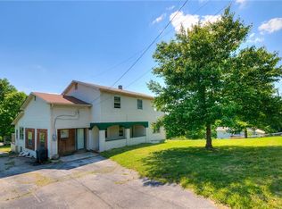7290 Manns Dr, Radford, VA 24141