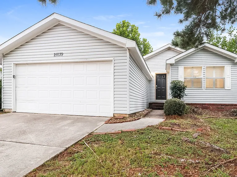 21039 Sweet Blossom Ln — Photo 1