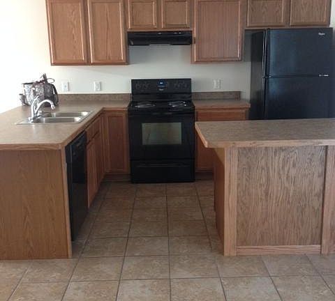 3rd image of 6807 Paine Dr