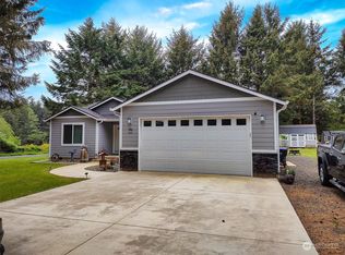 48 Schram Dr, Hoquiam, WA