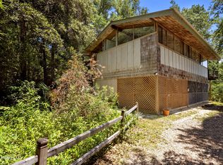 2714 Brumbaugh Rd, Ocean Springs, MS 39564