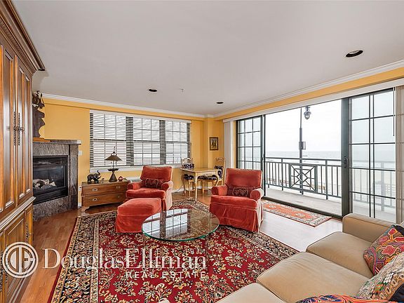 4th image of 26 W Broadway APT 305