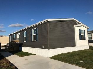 1177 Nottingham St, Wayland, MI 49348