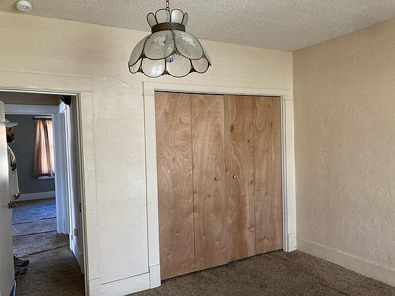 2nd image of 601 Santa Fe Ave