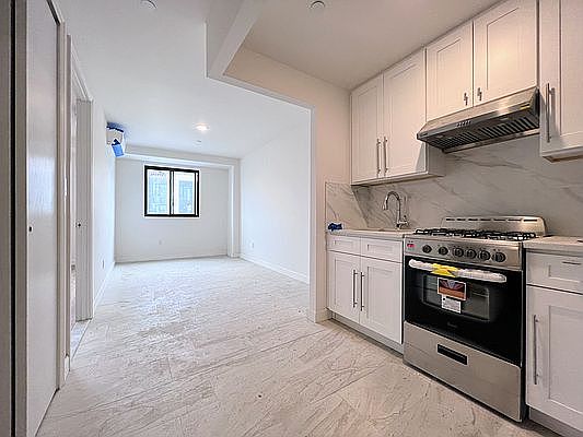 1st image of 104-18 Northern Blvd #3B