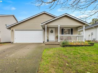 1107 E Sunset Dr, Newberg, OR 97132