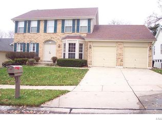1227 Dunston Dr, Saint Louis, MO 63146