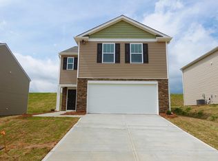 5077 Pratt Dr, Boiling Springs, SC 29316
