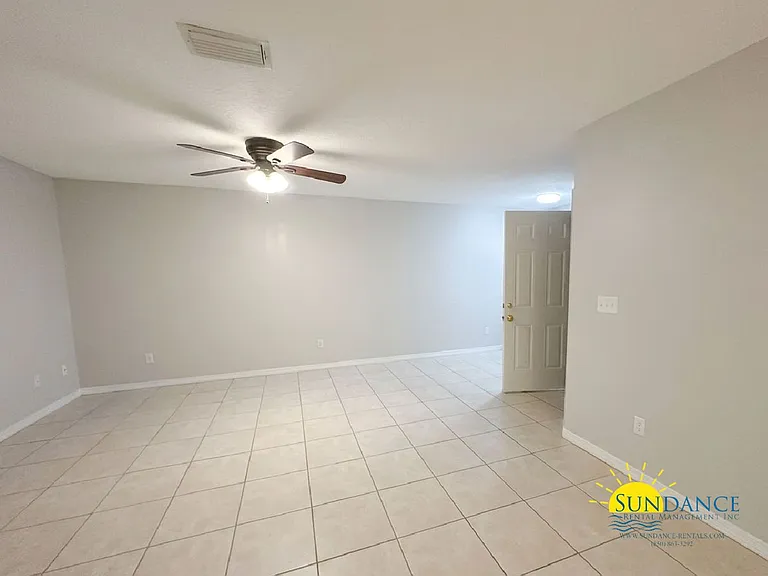 27 E Lane Dr — Photo 7