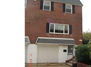 11707 Lockart Rd, Philadelphia, PA 19116