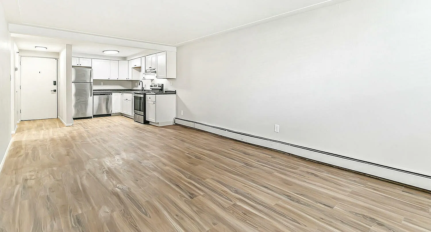2444 South York Street Apartments — Photo 3