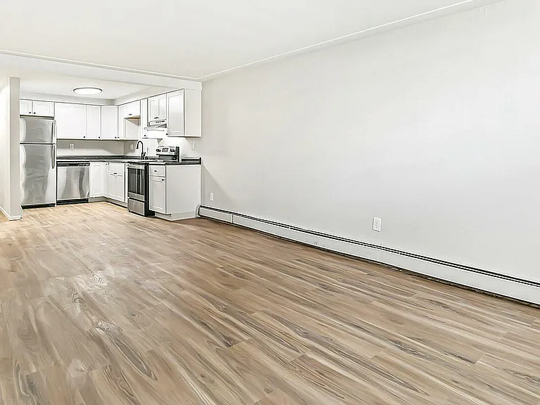 2444 South York Street Apartments — Photo 3