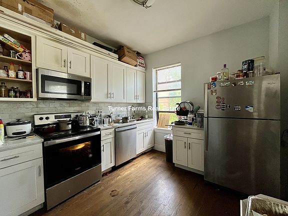 2nd image of 83 Highland St #2R
