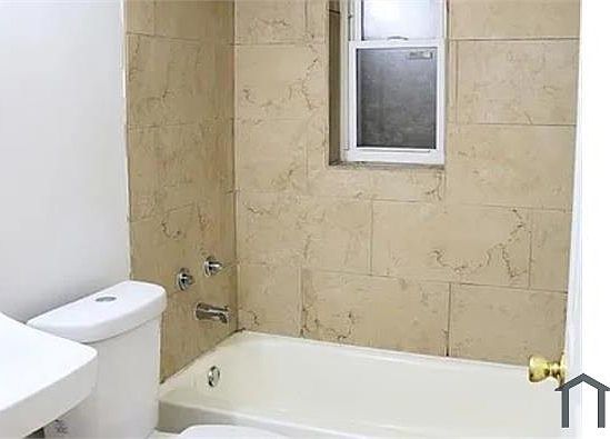 5th image of 118 Glenridge Pl #D