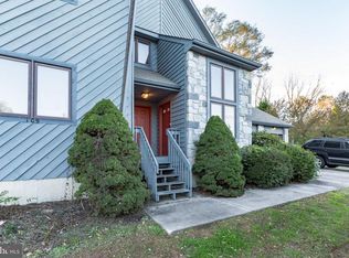 109 Foxfire Dr, Newark, DE 19711