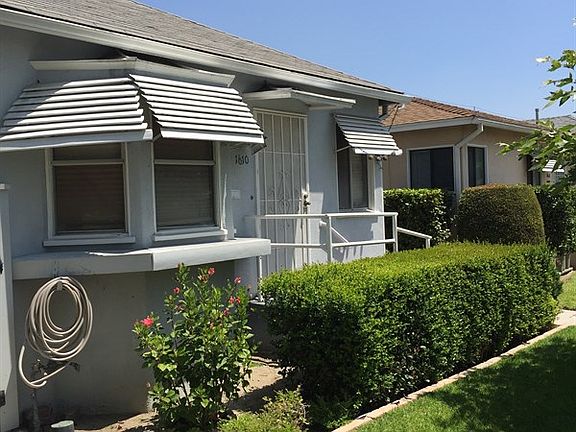 2nd image of 1610 N Hollywood Way