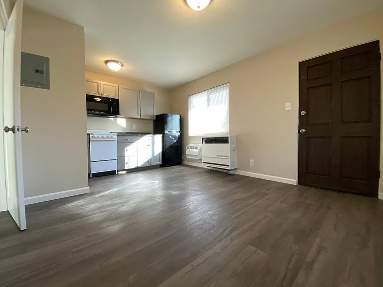 215 River Rock St #5 — Photo 7