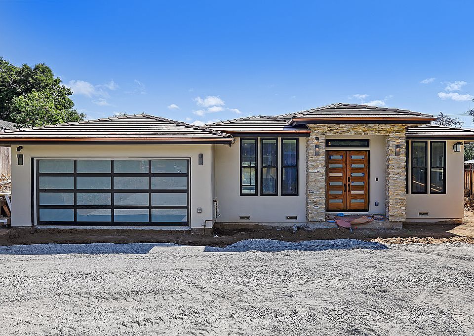 1st image of 13444 Debbie Ln