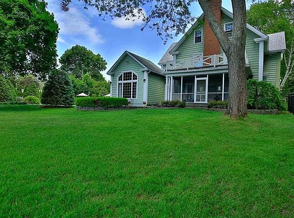 3rd image of 11 Loudon Hts N